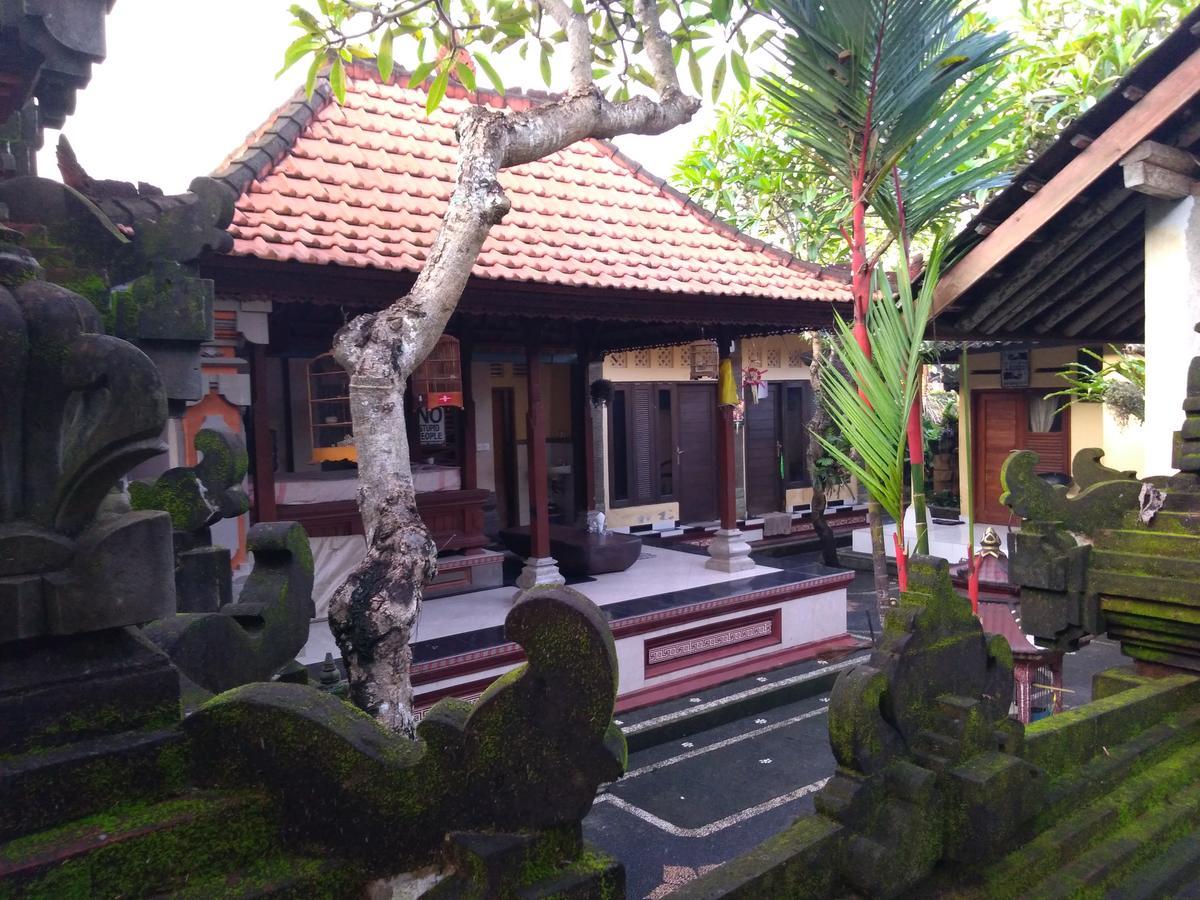 Sunshine Vintage House Vandrerhjem Ubud Eksteriør bilde